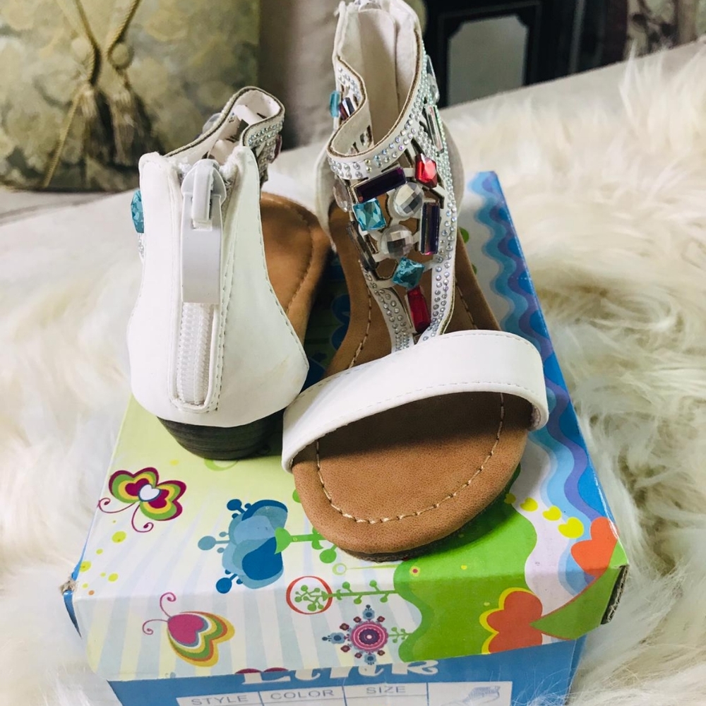🆕️Little Princess LOW WEDGE SANDALS - Picture 2 of 4